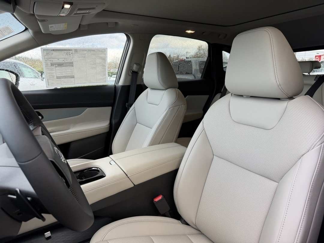 2026 Nissan Murano SL - Image 15