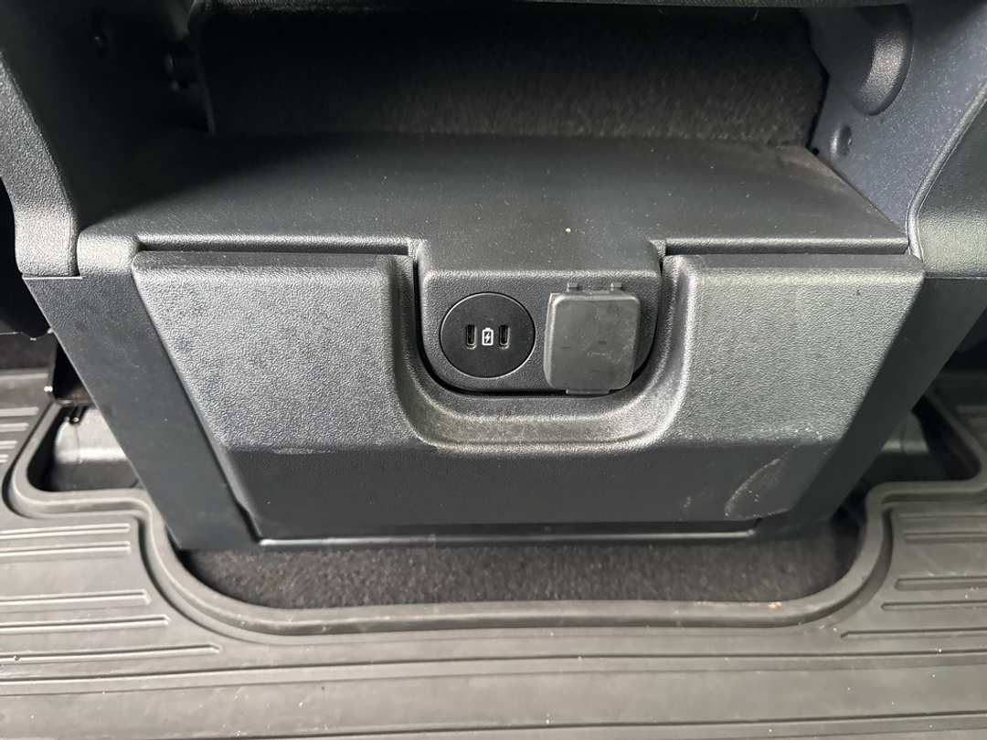 2024 Ford F-150 XLT - Image 38