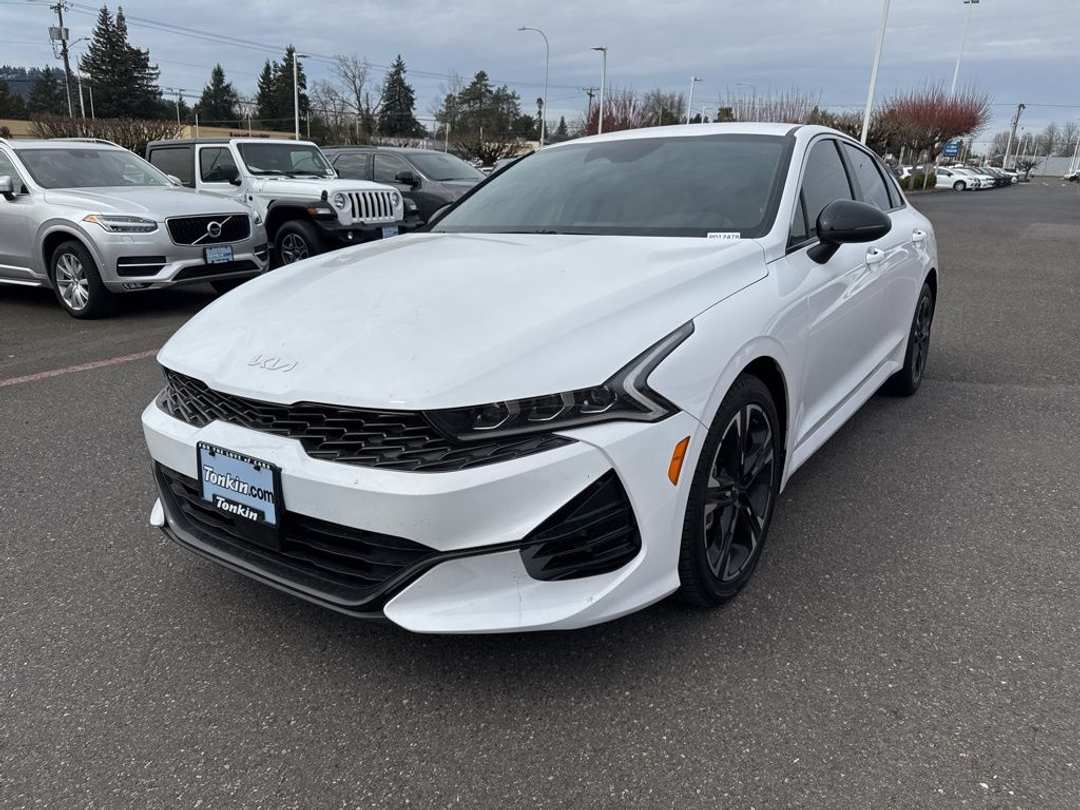 2024 Kia K5 GTLine - Image 3