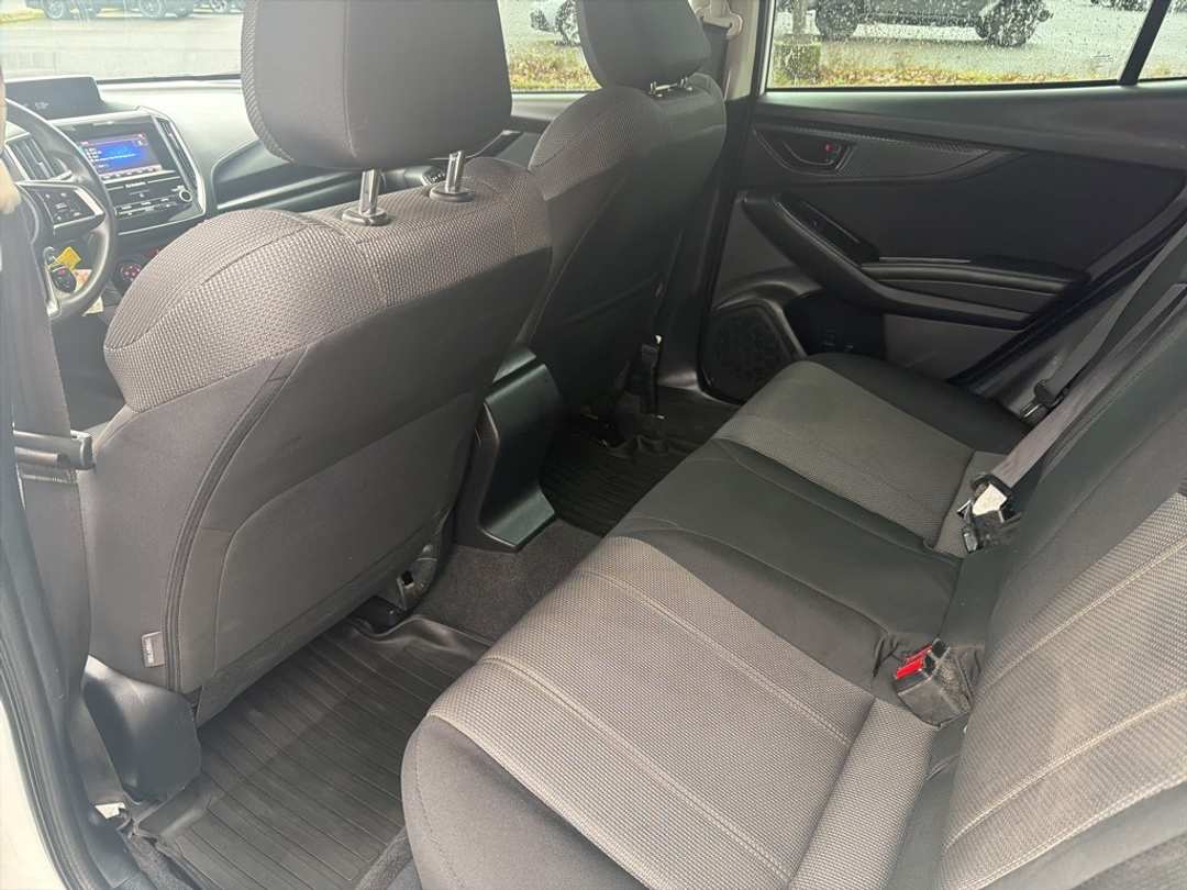 2022 Subaru Impreza Base - Image 19