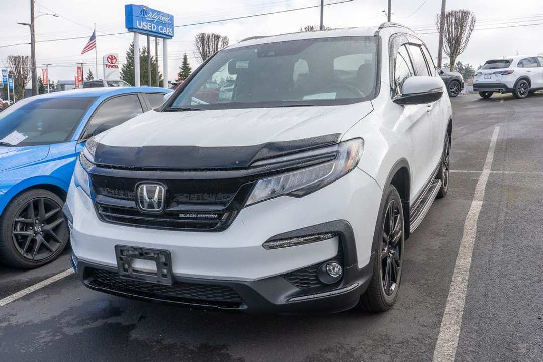 2022 Honda Pilot Black Edition - Image 3
