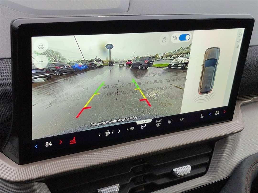 2026 Ford Explorer Active - Image 19