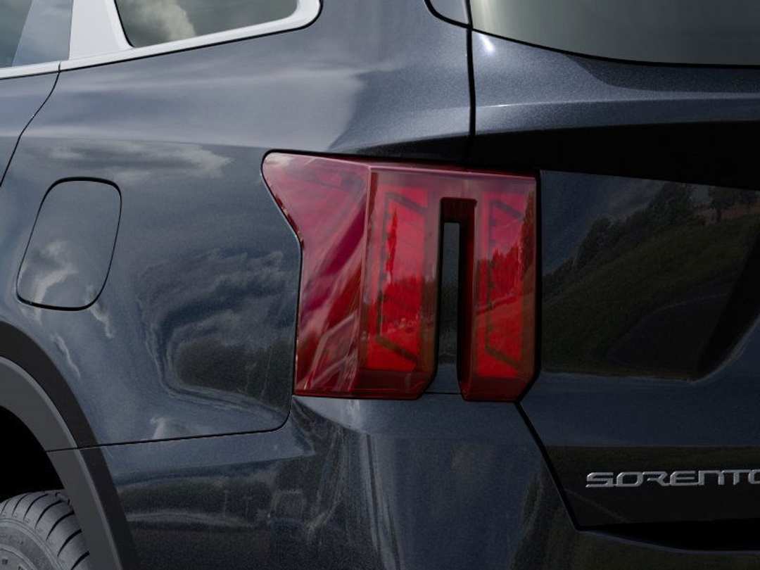 2026 Kia Sorento S - Image 11
