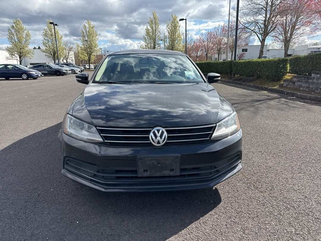 2017 Volkswagen Jetta 1.4T SE - Image 2