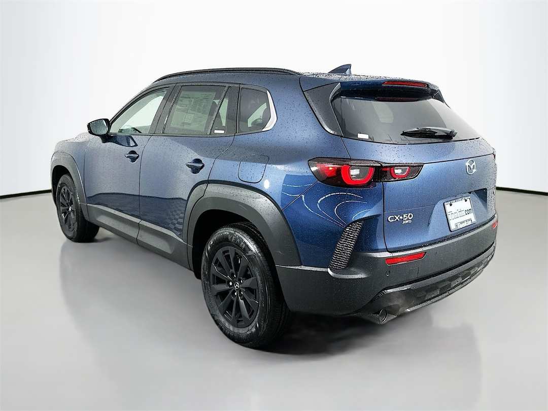2026 MAZDA Cx-50 Premium - Image 5