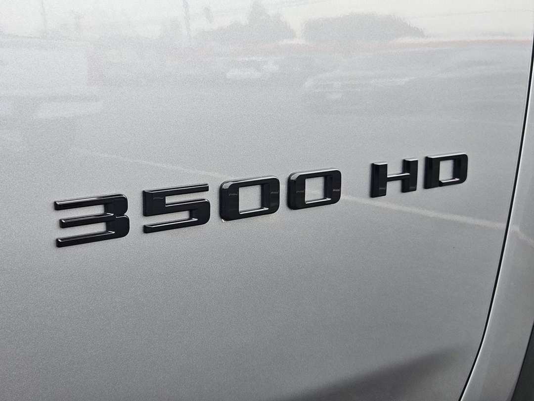 2024 Chevrolet Silverado 3500Hd LTZ - Image 34