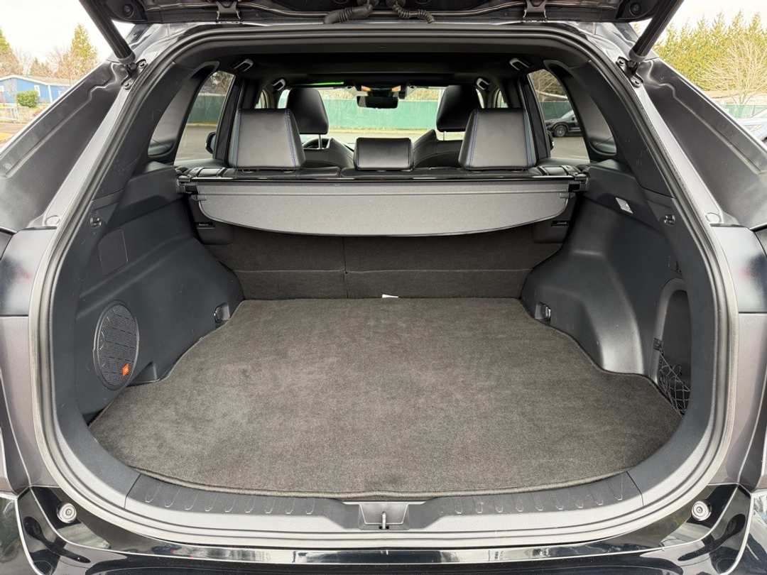 2020 Toyota Rav4 XSE - Image 11