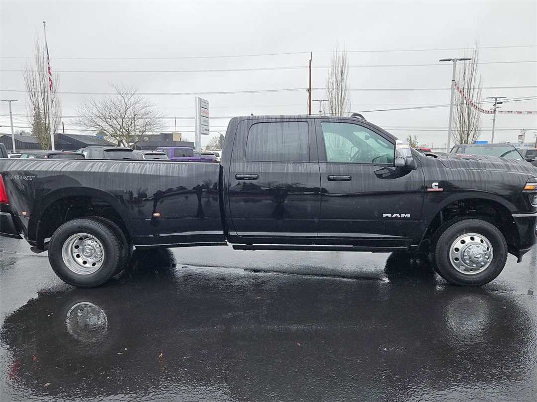 2026 Ram 3500 Laramie - Image 7