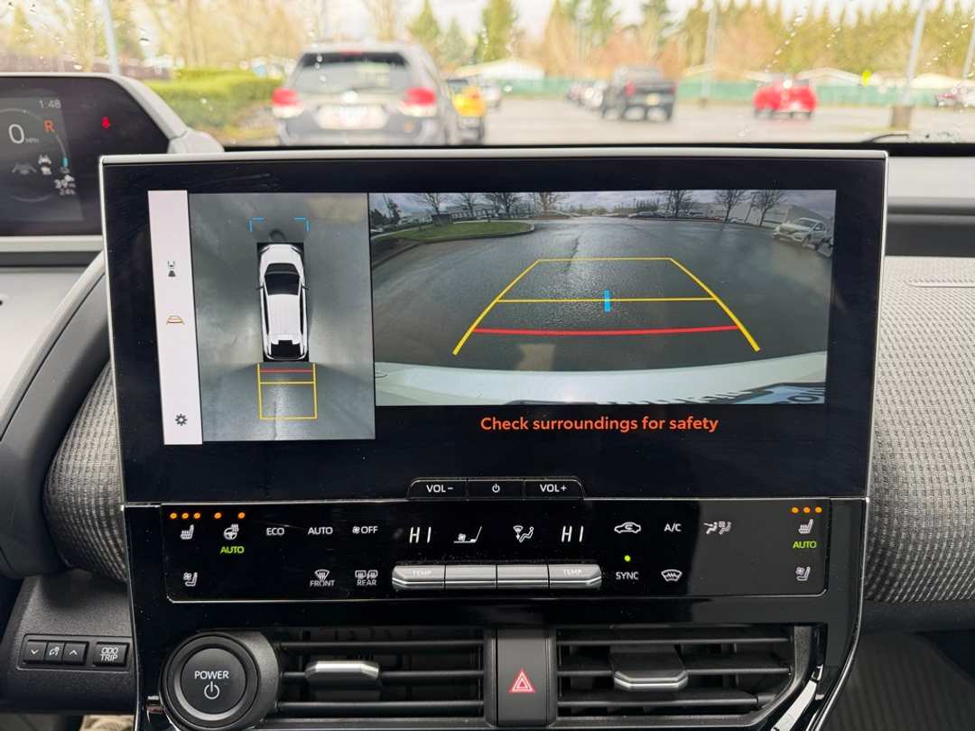 2023 Subaru Solterra Touring - Image 23