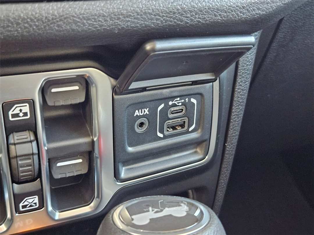 2026 Jeep Wrangler Sport - Image 26