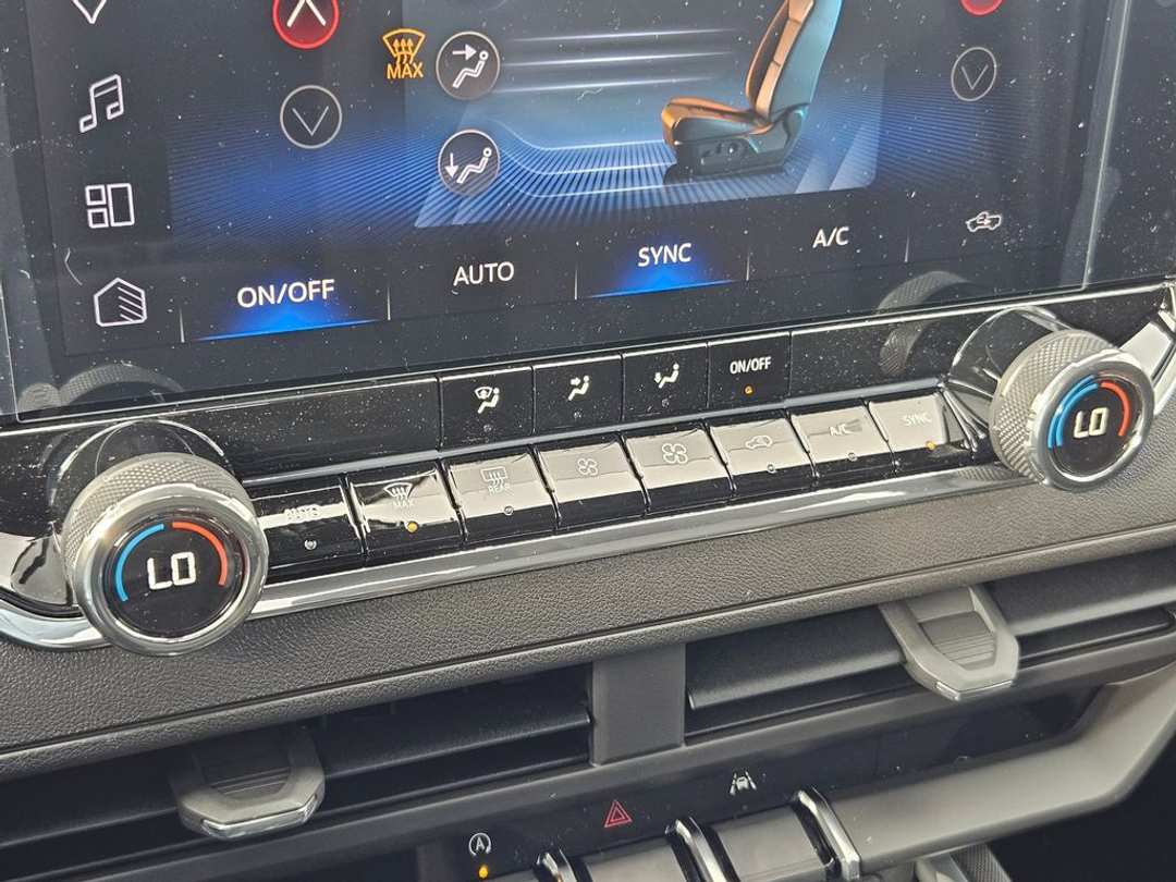 2026 Chevrolet Colorado Trail Boss - Image 23