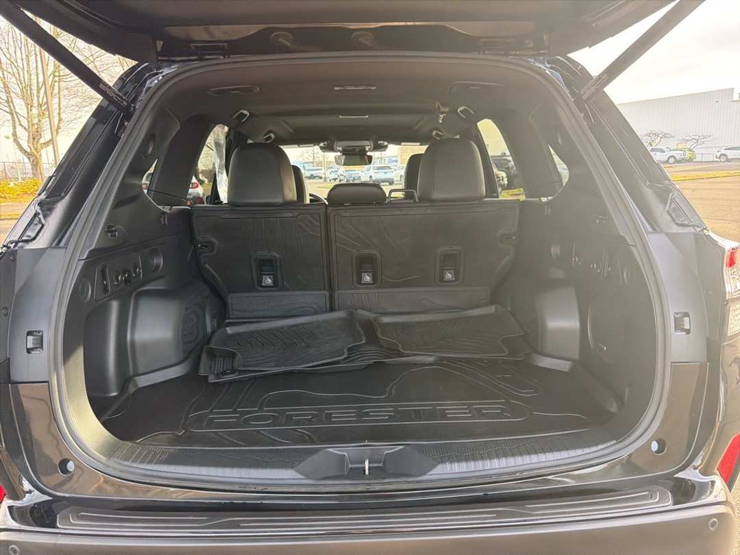 2025 Subaru Forester Limited - Image 21