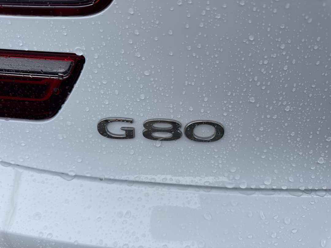 2026 Genesis G80 2.5T - Image 10
