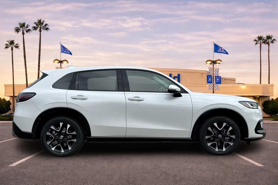 2026 Honda HR-V EXL - Image 3