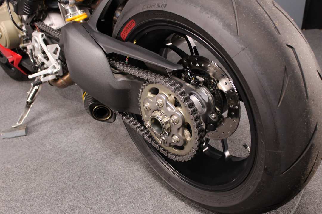 2022 Ducati Streetfighter V4 S - Image 22