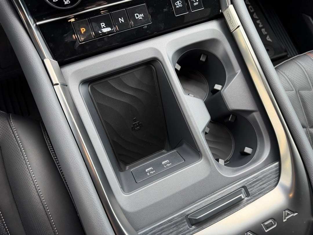 2026 Nissan Armada PRO4X - Image 24