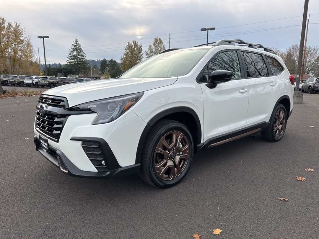 2026 Subaru Ascent Limited Bronze Edition - Image 3