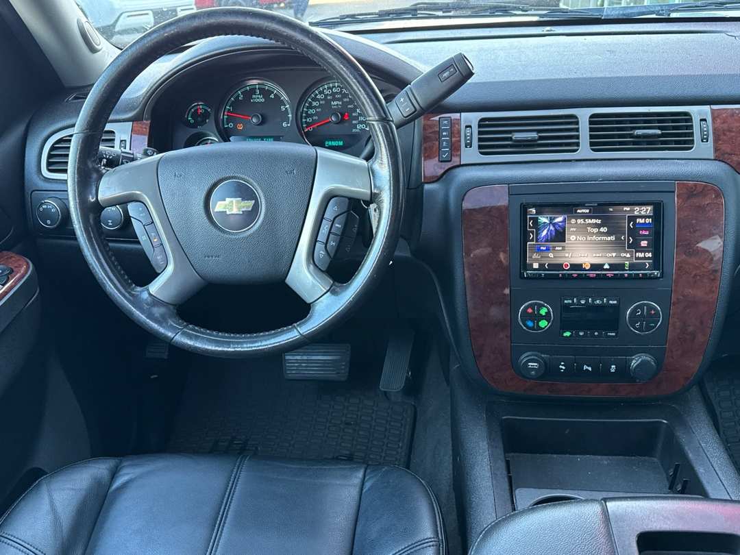 2014 Chevrolet Tahoe LT - Image 13