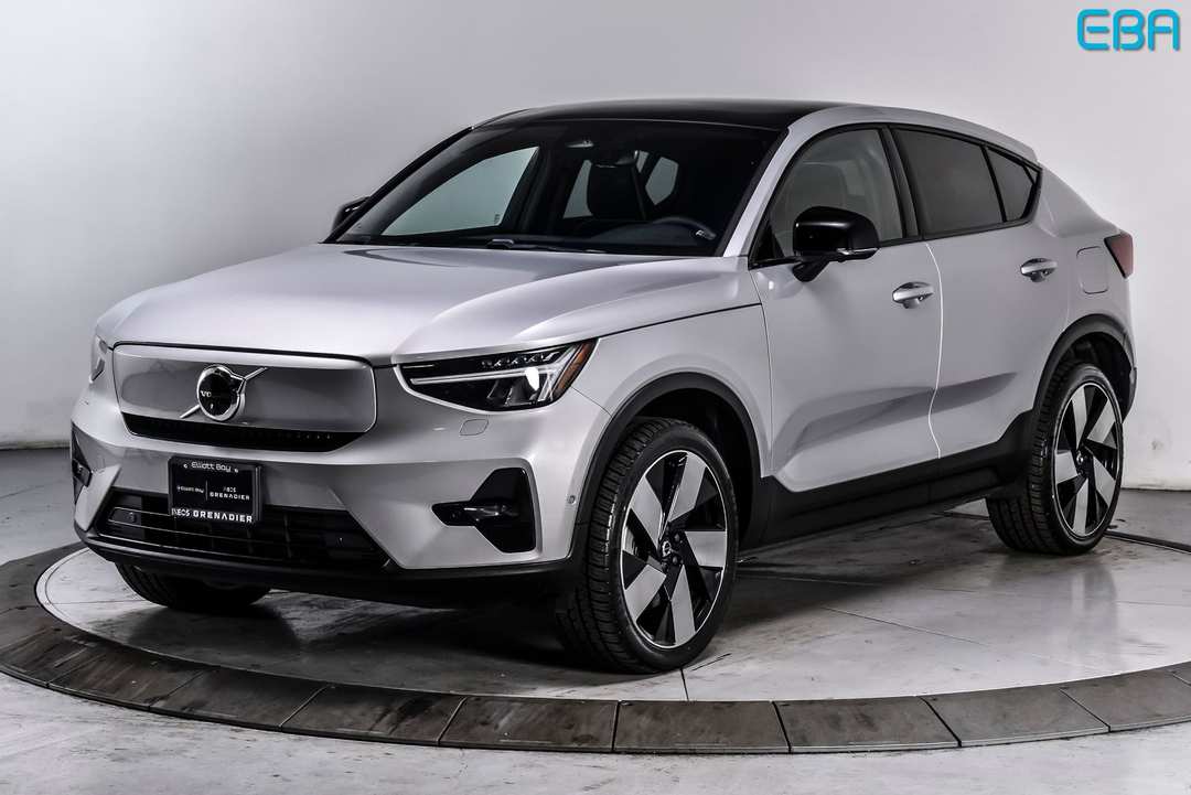 2023 Volvo C40 Recharge Pure Ultimate - Image 2