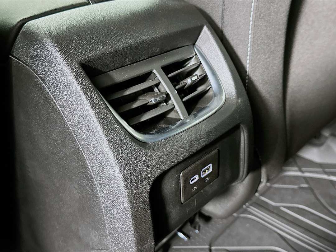 2025 Chevrolet Blazer LT - Image 26