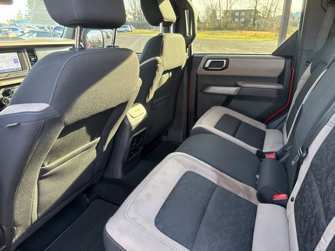 2022 Ford Bronco Wildtrak - Image 19