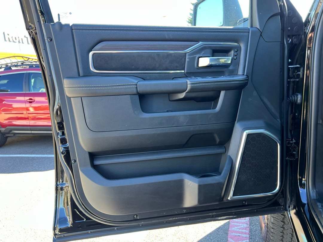 2026 Ram 3500 Laramie - Image 10