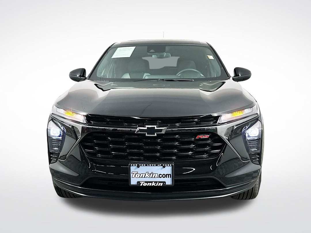 2025 Chevrolet Trax 1RS - Image 2