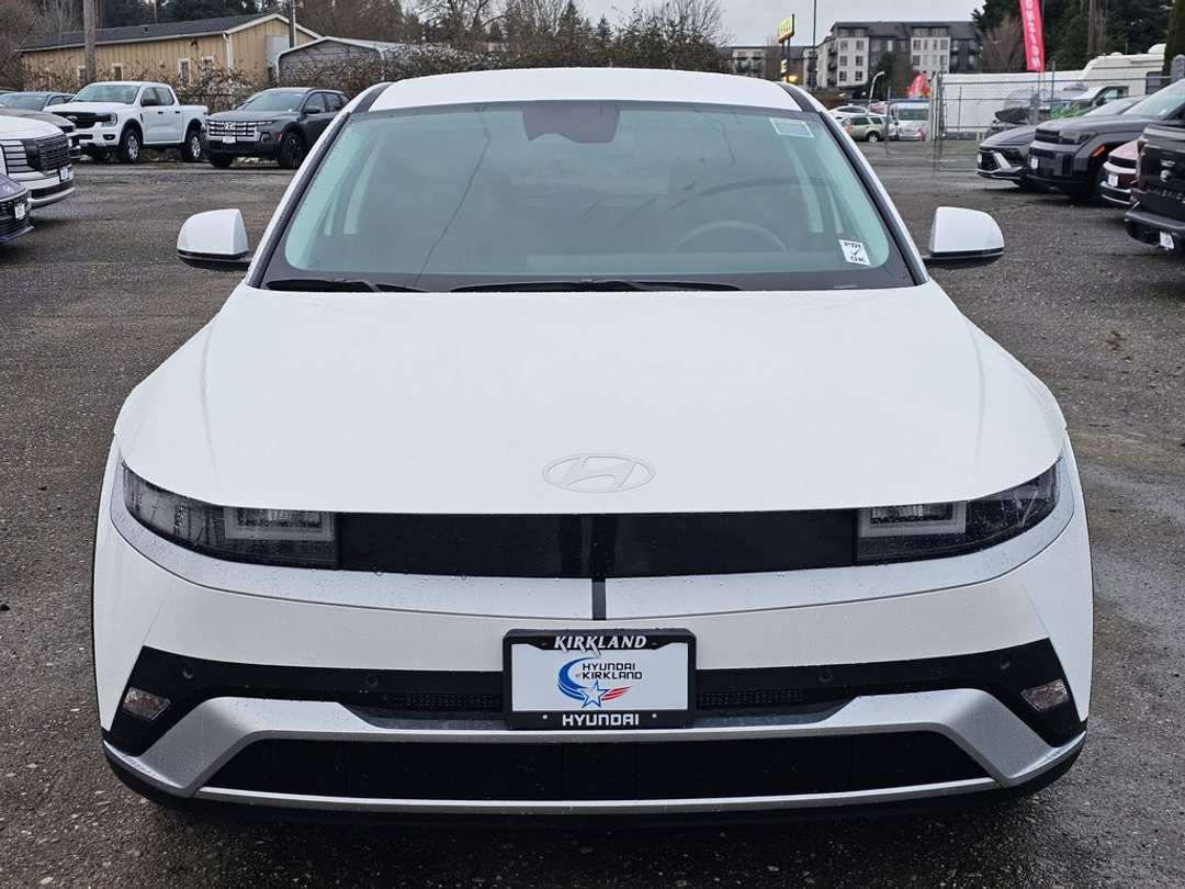 2026 Hyundai Ioniq 5 SEL - Image 2