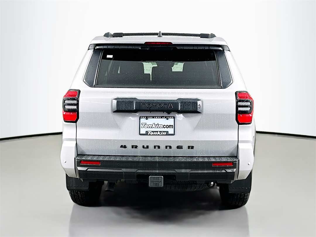 2025 Toyota 4Runner TRD OffRoad - Image 6