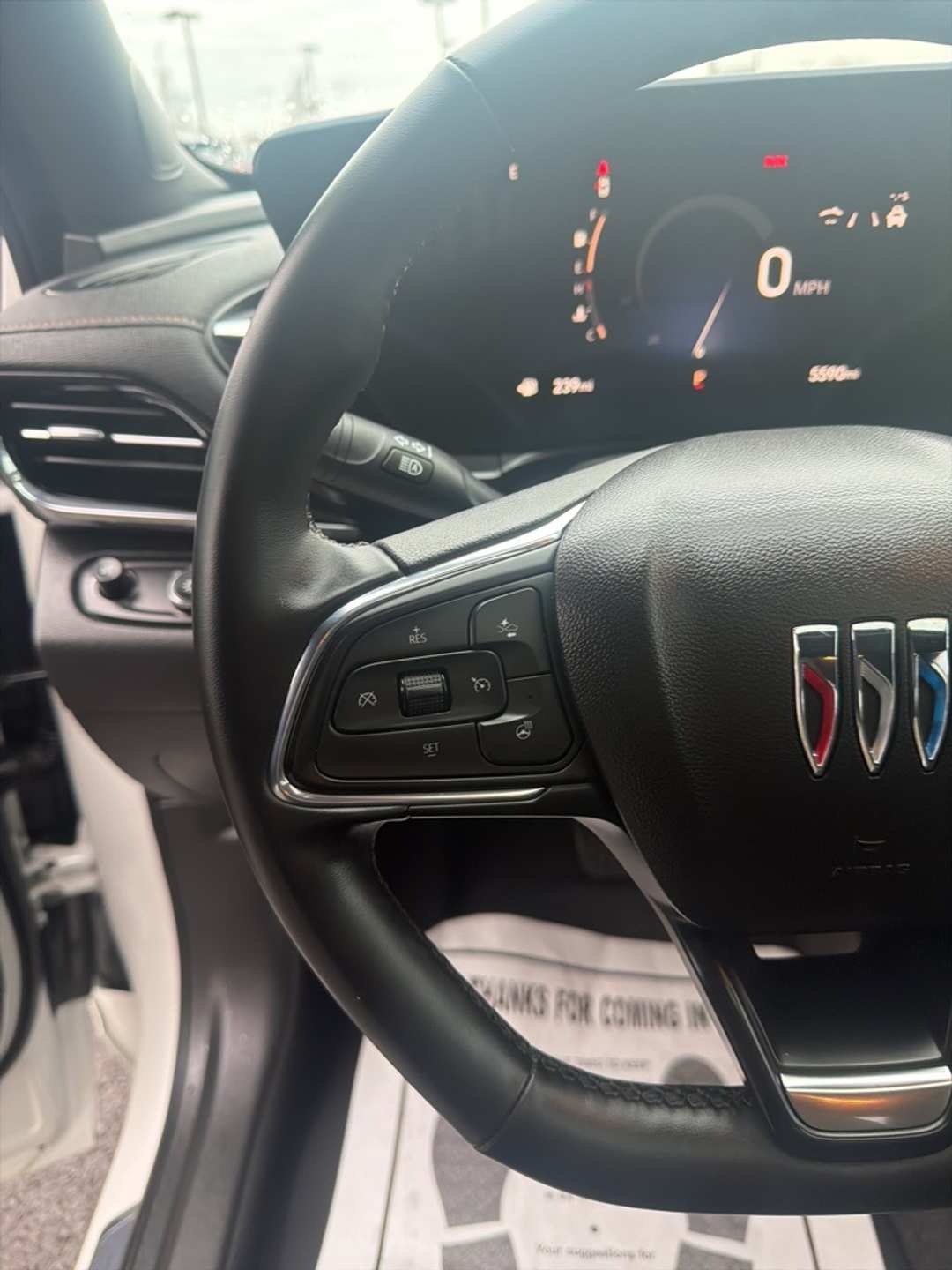 2025 Buick Envista Avenir - Image 33