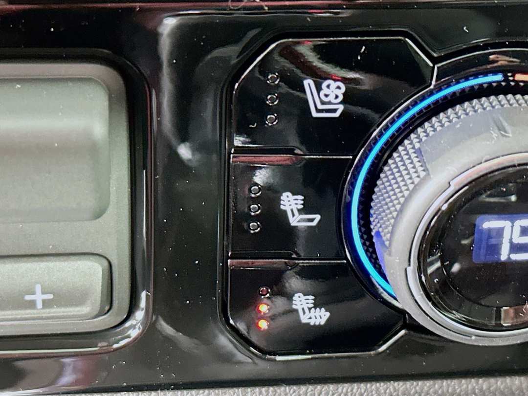 2026 Chevrolet Silverado 1500 LTZ - Image 22