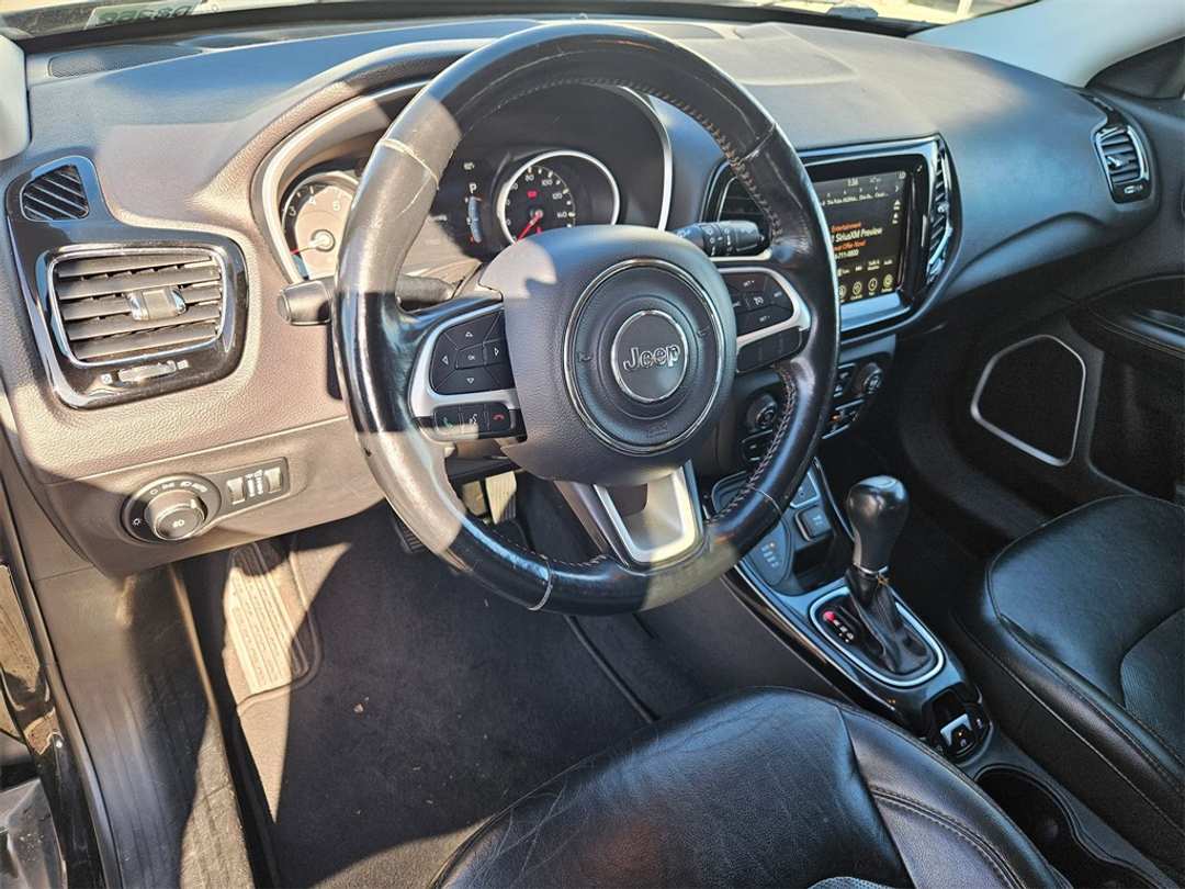 2018 Jeep Compass Limited - Image 13