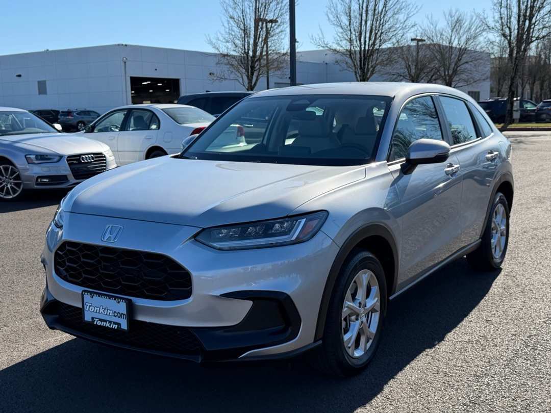 2025 Honda HR-V LX - Image 4