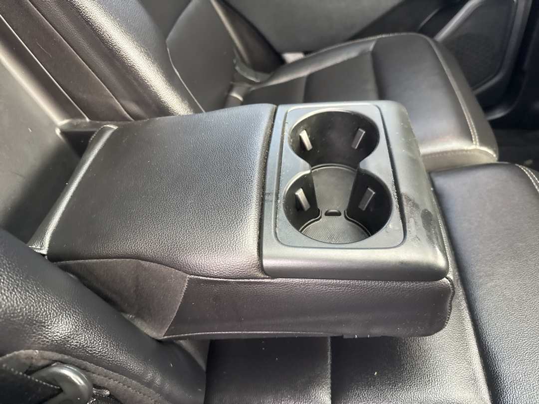 2020 Ford Explorer XLT - Image 27