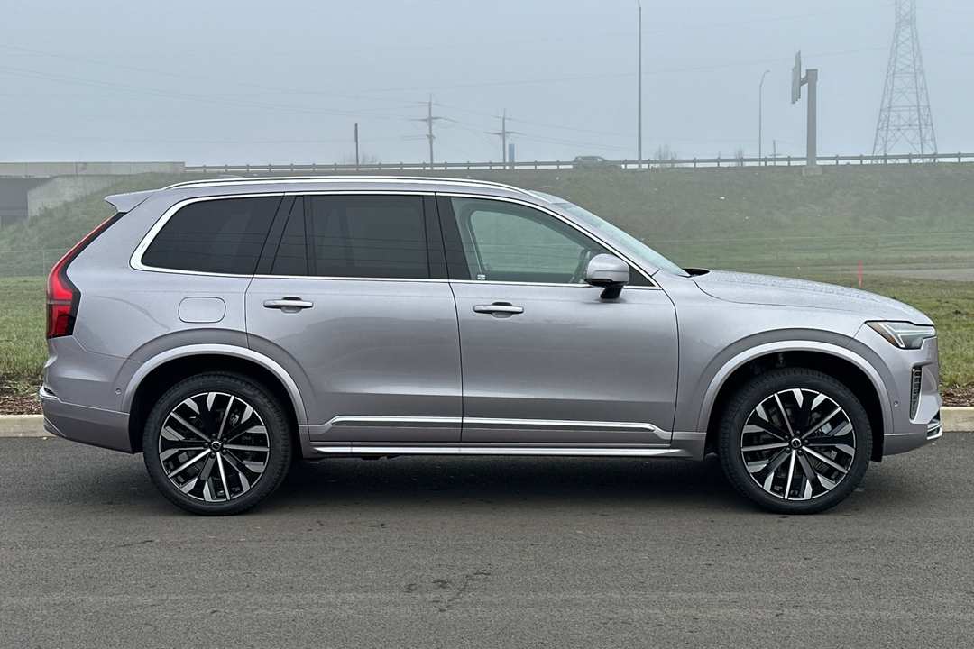 2026 Volvo Xc90 B6 Ultra - Image 2
