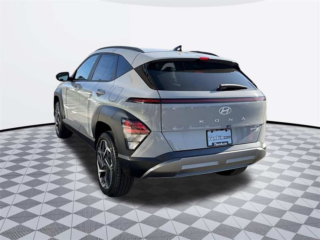 2026 Hyundai Kona SEL Premium - Image 5