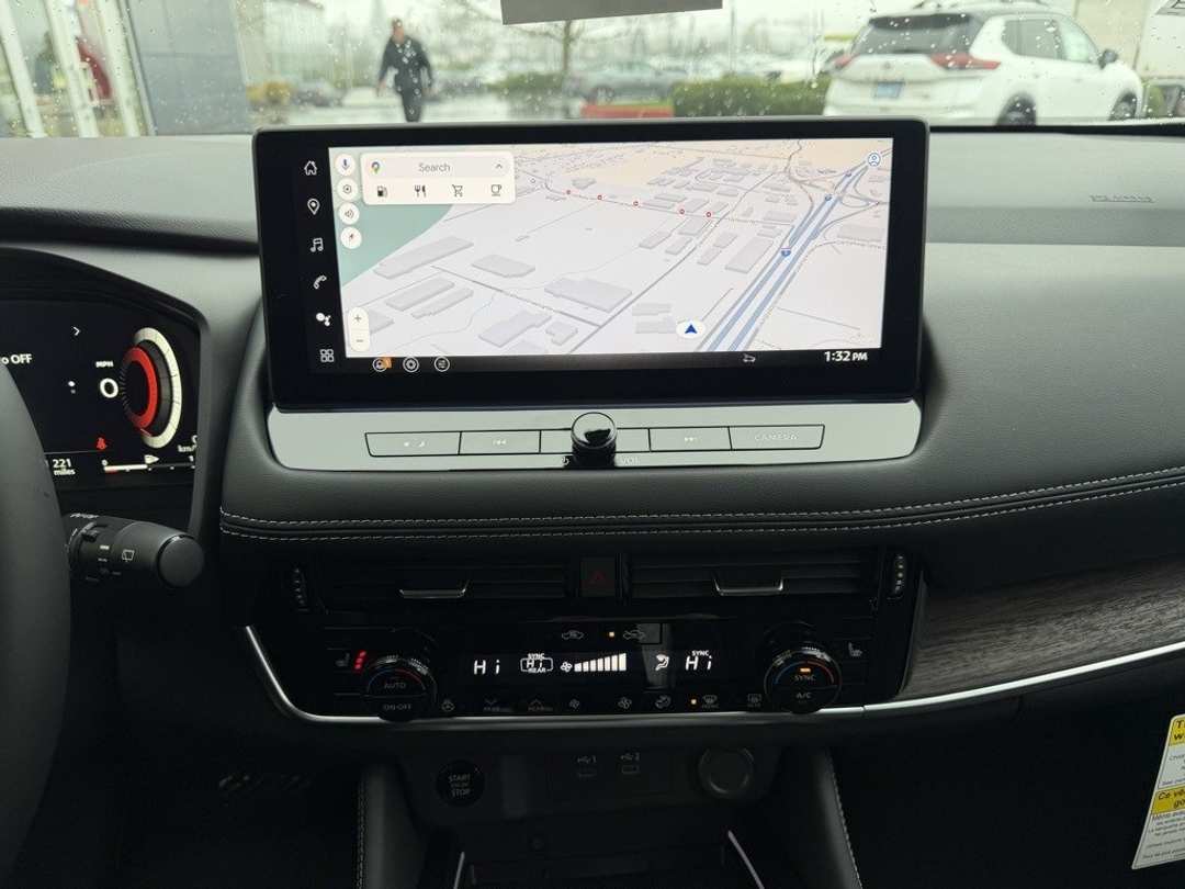 2026 Nissan Rogue Platinum - Image 22