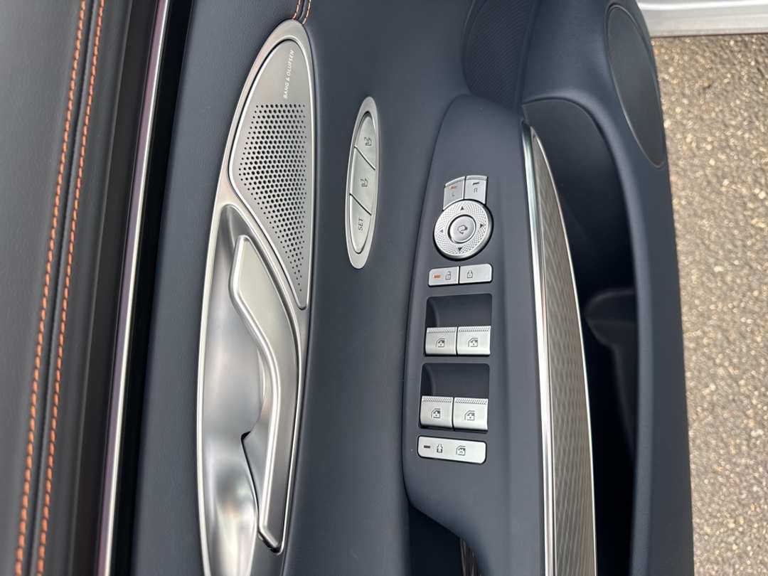 2026 Genesis Gv70 2.5T Sport Prestige - Image 17