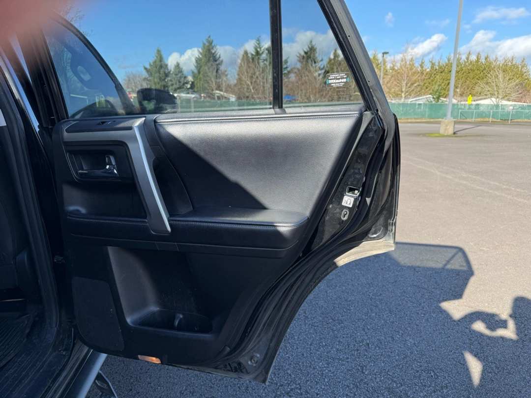 2020 Toyota 4Runner SR5 Premium - Image 22