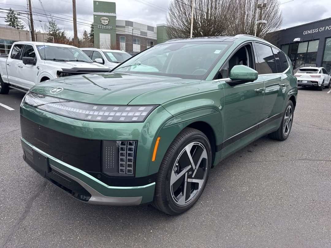 2026 Hyundai Ioniq 9 Performance Calligraphy - Image 3