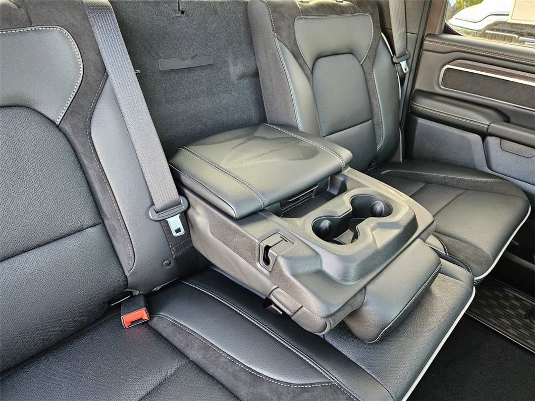 2026 Ram 1500 Laramie - Image 36