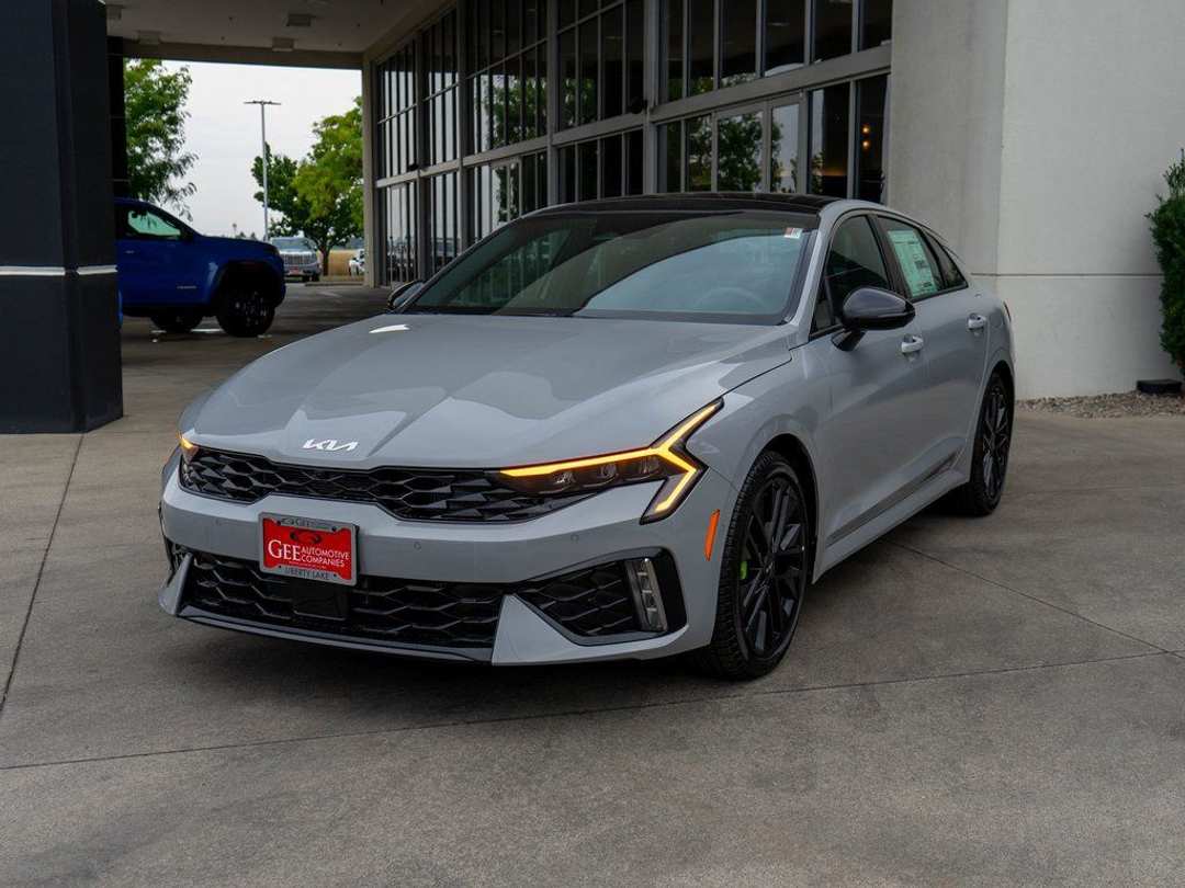 2026 Kia K5 GT - Image 3