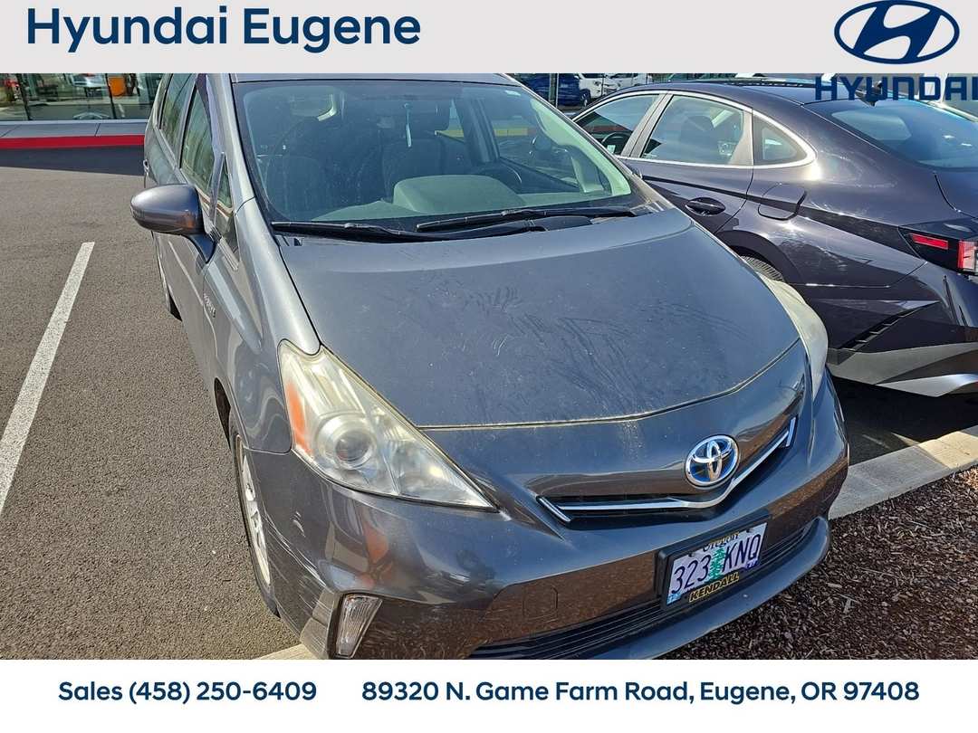 2012 Toyota Prius V Two - Image 2