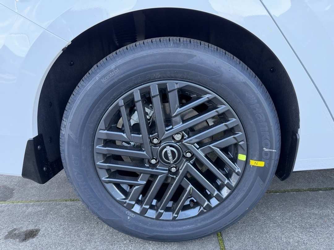 2026 Nissan Sentra SV - Image 9