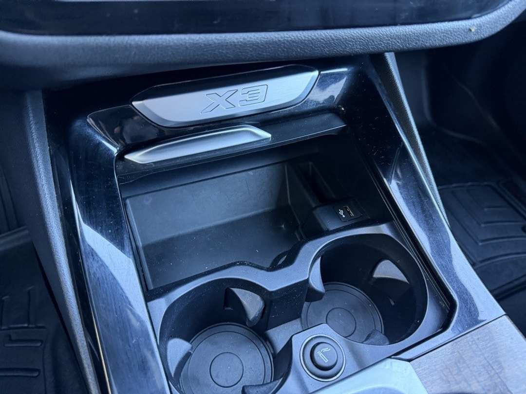 2018 BMW X3 xDrive30i - Image 25