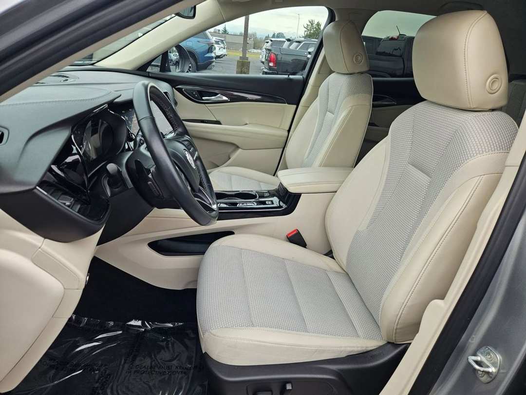 2023 Buick Envision Preferred - Image 14