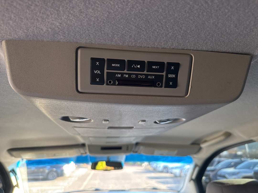 2007 Nissan Titan SE - Image 24