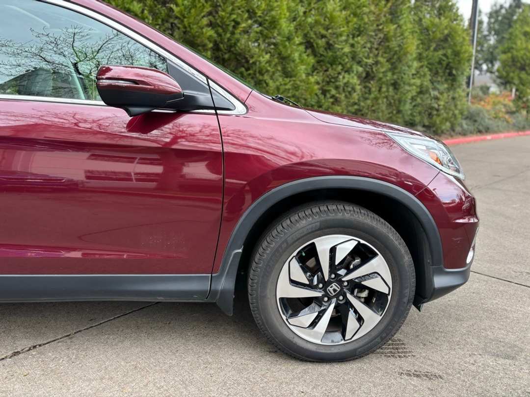 2015 Honda CR-V Touring - Image 3