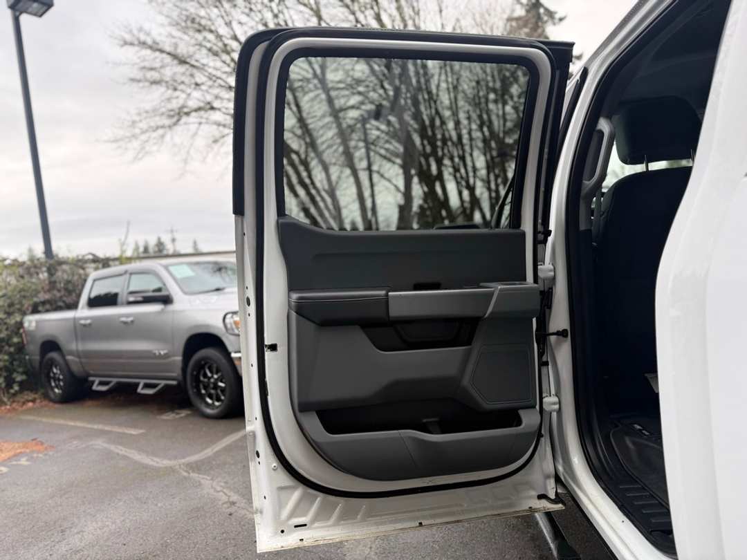 2023 Ford F-150 XLT - Image 23