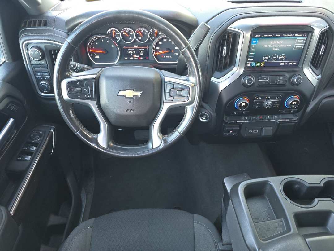 2022 Chevrolet Silverado 2500Hd LT - Image 13